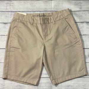 Gap Khakis Bermuda Shorts City 9in Size 4